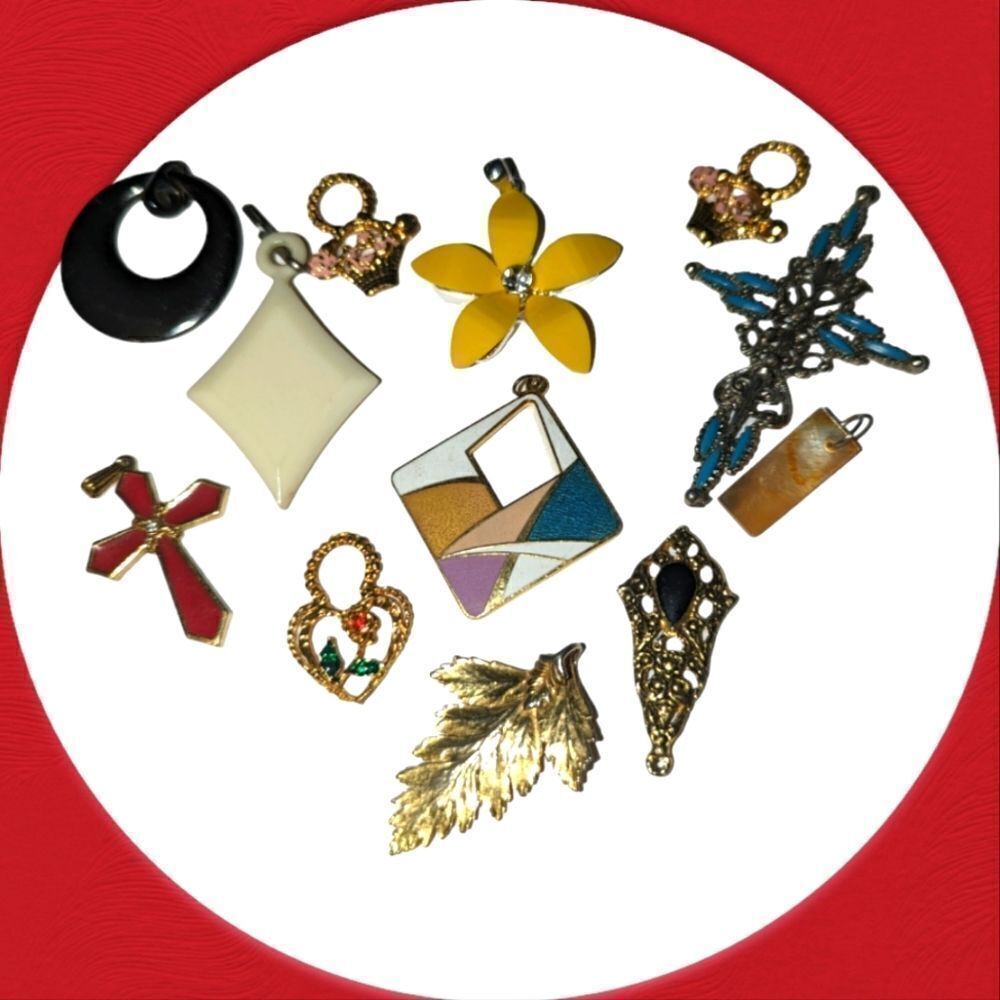 Vintage lot of pendant accessories jewelry - Picture 1 of 5